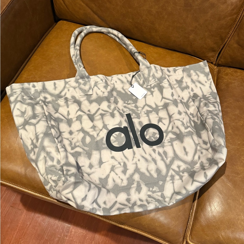 Alo Tie Dye Tote - Limited Edition RARE!